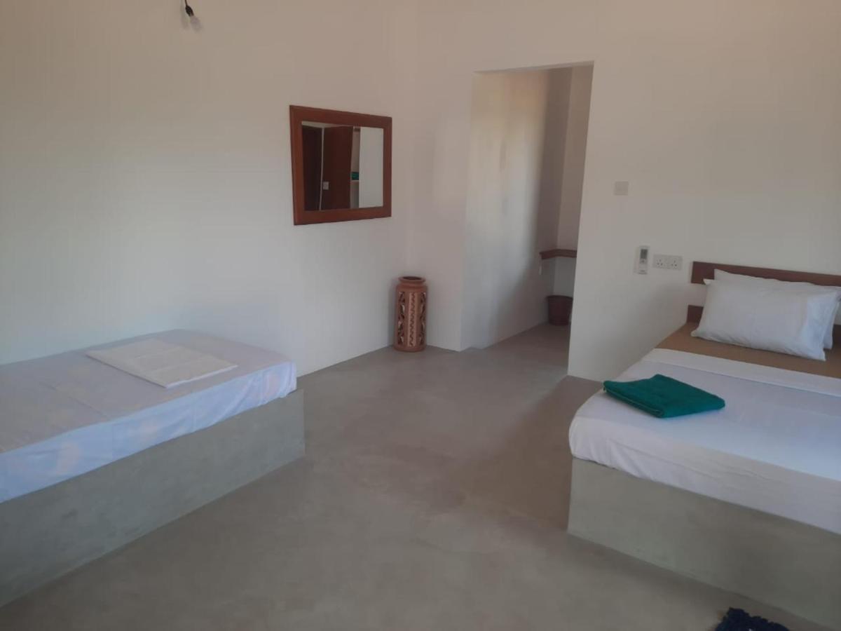 Moni Farm House Wilpattu Nochchiyagama Extérieur photo